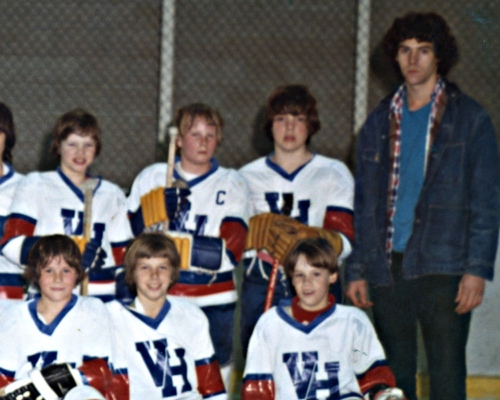 VH Scott Retue Hockey d2.jpg VH Scott Retue Hockey d2.jpg